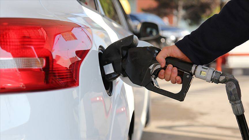 Benzine ve motorine dev zam geliyor! Yeni fiyatlar cep yakacak 10